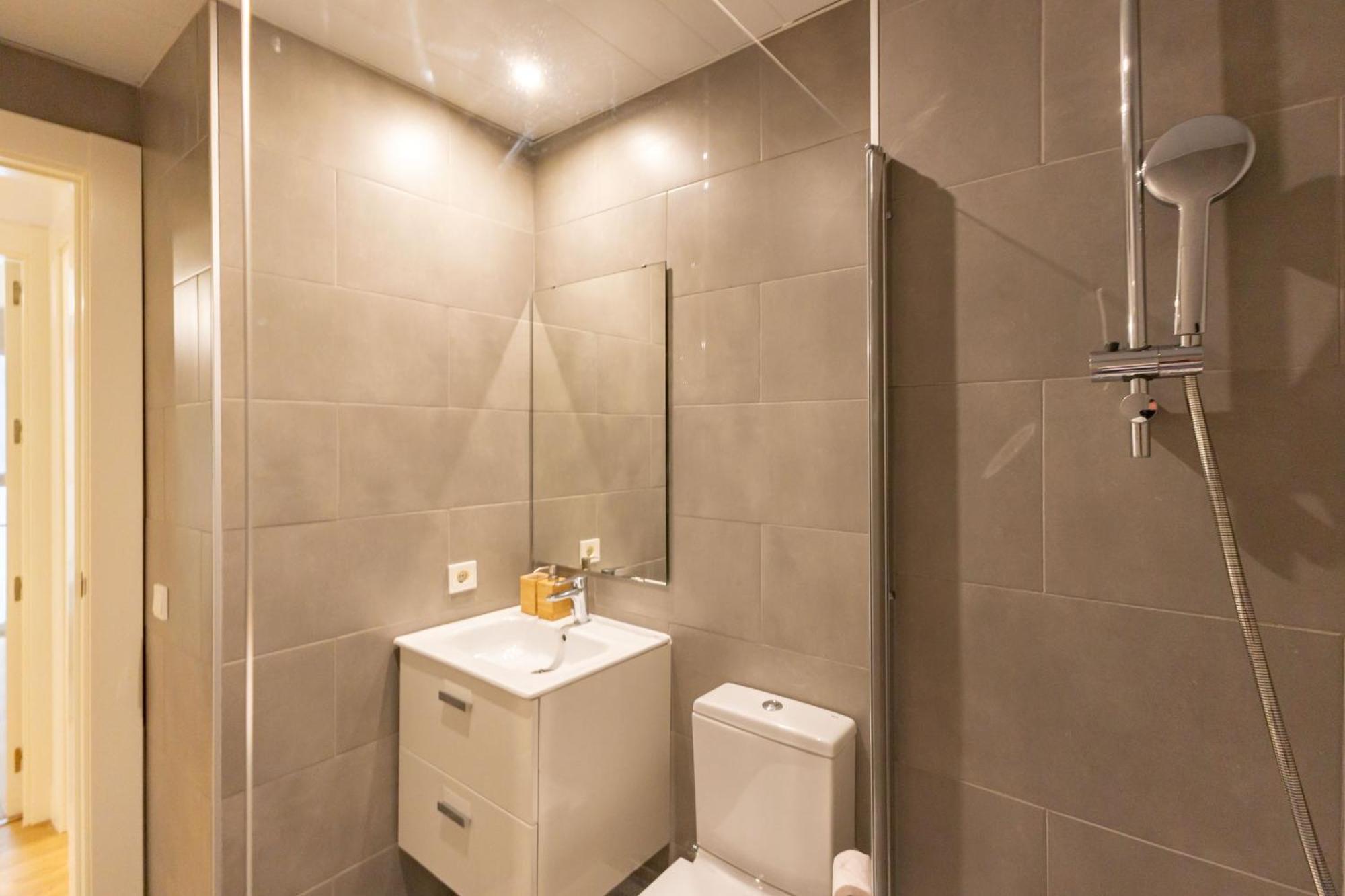 Cathedral Apartment Welcome Wheelchairs 6 Pax Seville Exterior photo
